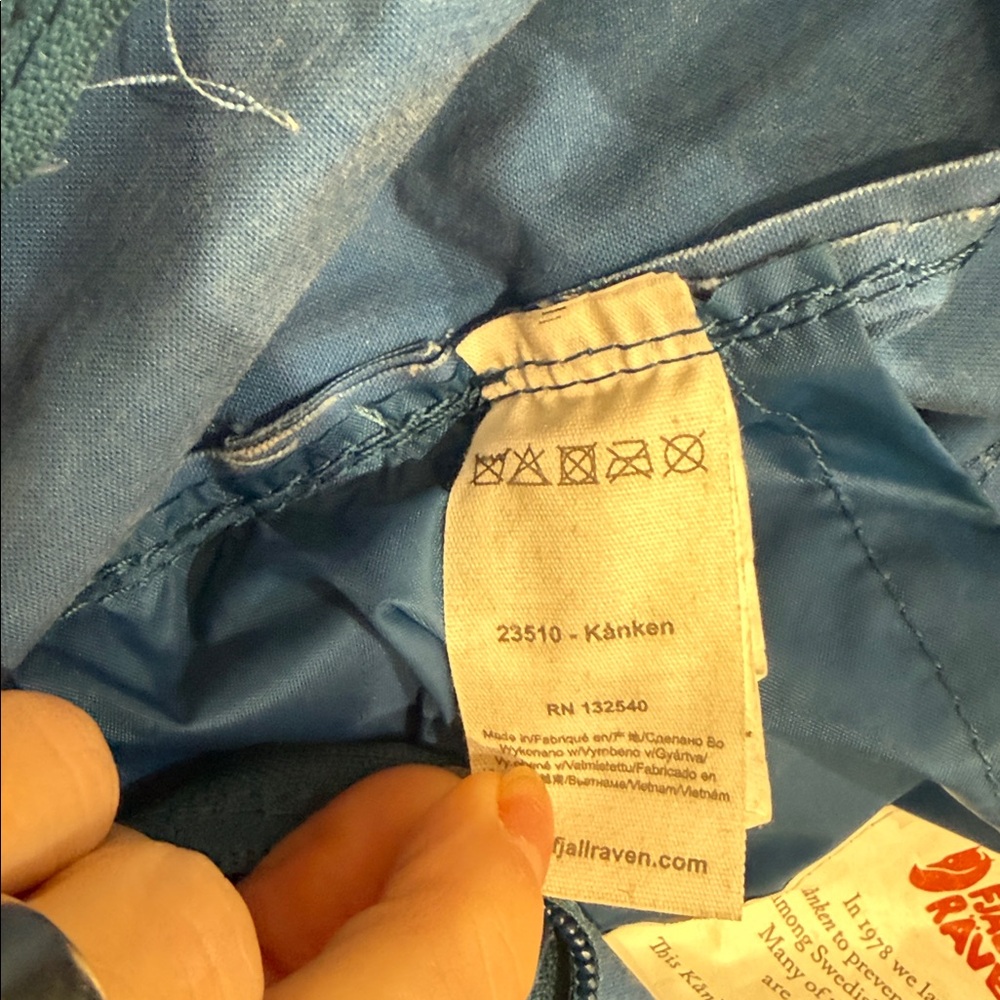 FjallRaven Kånken Blue Backpack - Picture 5 of 5
